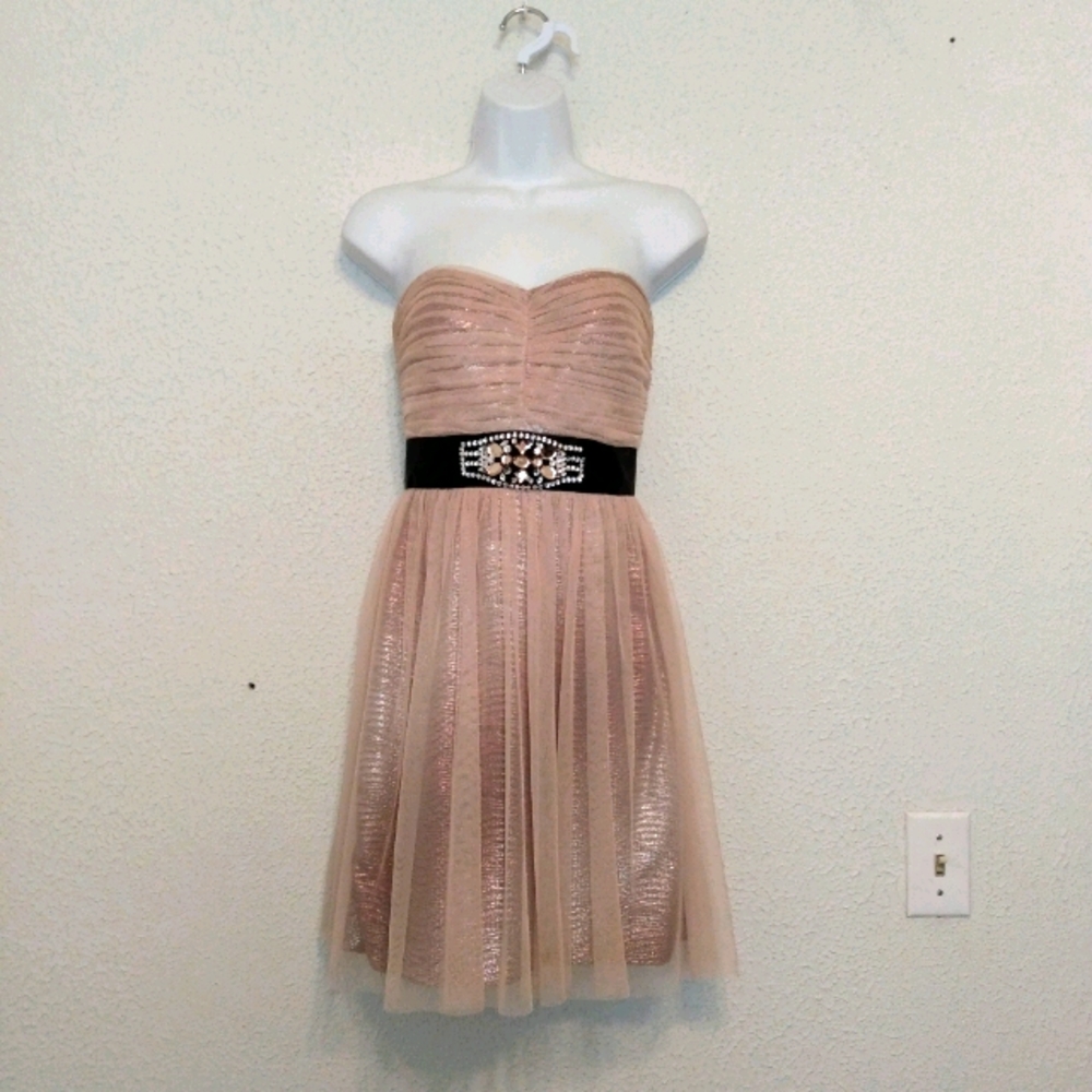 Hailey Logan by Adrianna Papell Evening Dress 3/4